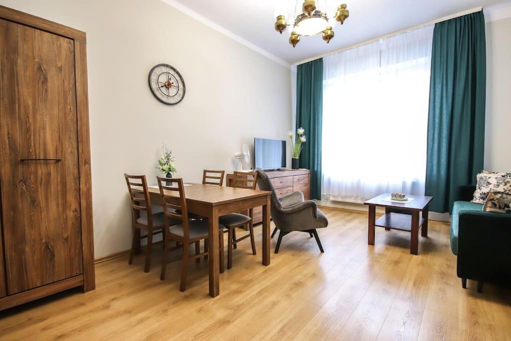 Piekny Apartament W Centrum Krakowskiego Kazimierza エクステリア 写真